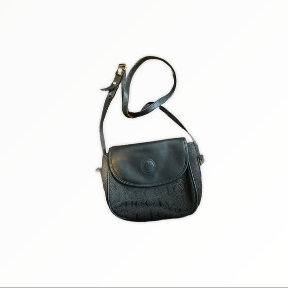 Gucci Handbags - Vintage Gucci rare shoulder bag